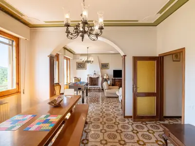 DiningRoom