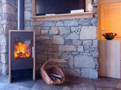 Chalet Perle des Alpes - Kamin - BEISPIEL