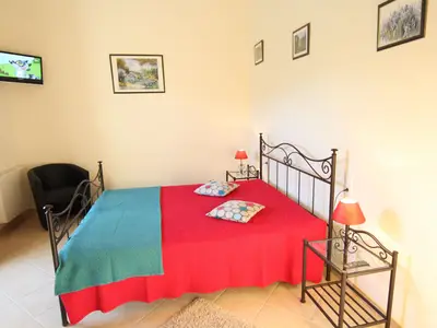 SCHLAFZIMMER 1
