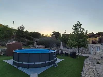 pool