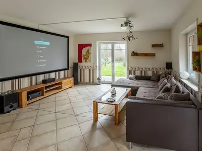 Ferienhaus für 9 Personen (140 m²) in Dangastermoor 1/10