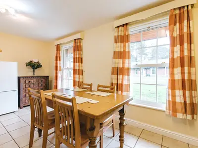 DiningRoom