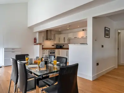 DiningRoom