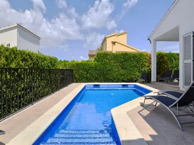 PoolOfHouse
