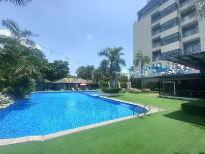 PoolOfHouse