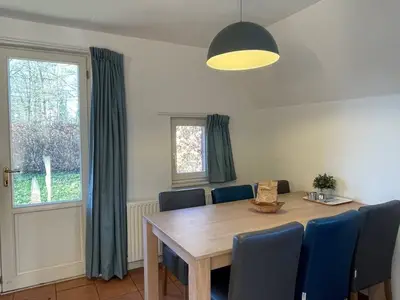 DiningRoom