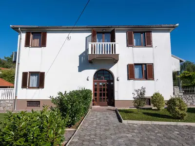 Ferienhaus für 9 Personen (100 m²) in Ika 1/10