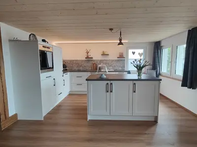 Gemütliche Wohnküche im Landhausstil
