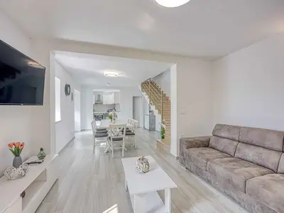 Ferienhaus für 6 Personen (110 m²) in Kozljak 1/10