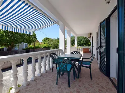 Ferienhaus für 6 Personen (110 m²) in Olib 8/10