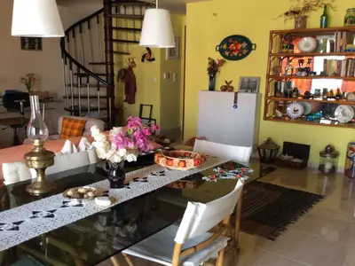 DiningRoom