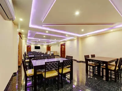 DiningRoom