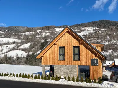 Außenseite Ferienhaus [Winter]