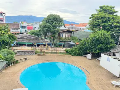 PoolOfHouse