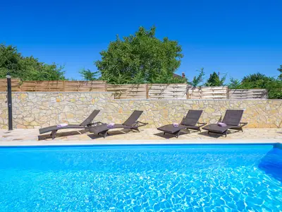 pool