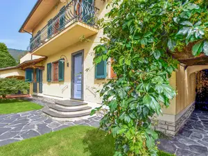 Ferienhaus für 7 Personen (190 m²) in Camaiore