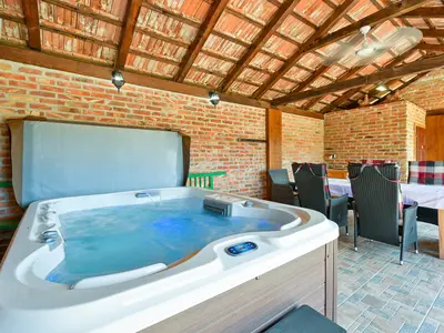 hot-tub