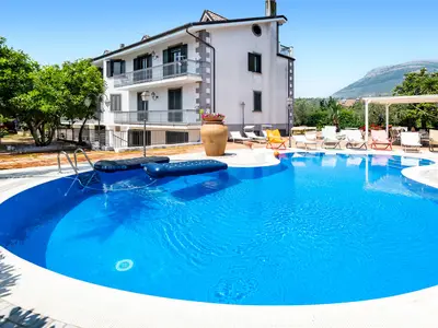 pool