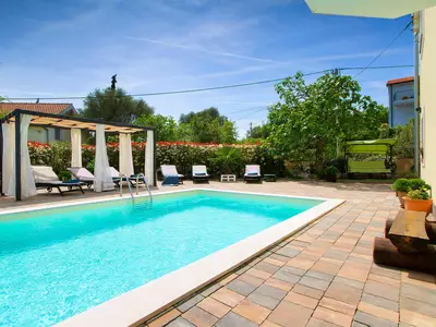 pool