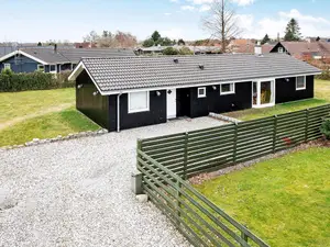 Ferienhaus für 6 Personen (100 m²) in Høl