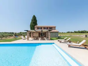 Ferienhaus für 8 Personen (200 m²) in Poreč