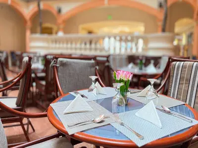 DiningRoom