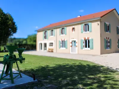 Außenseite Ferienhaus [Sommer]