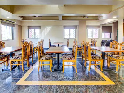 DiningRoom