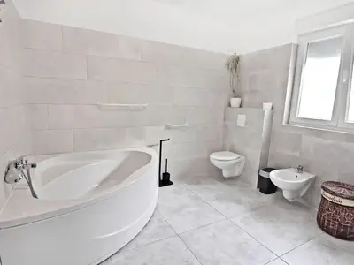 Bad/Dusche