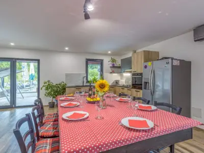 DiningRoom