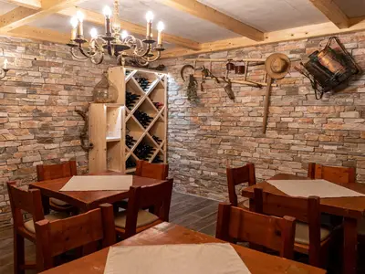 DiningRoom