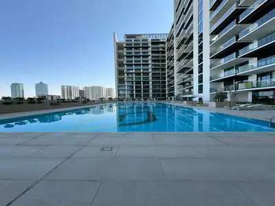 PoolOfHouse