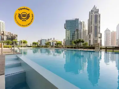 PoolOfHouse