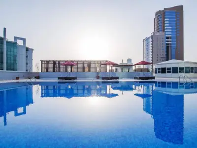 PoolOfHouse