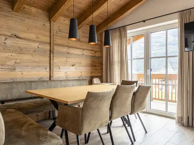 DiningRoom