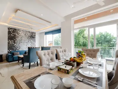 DiningRoom