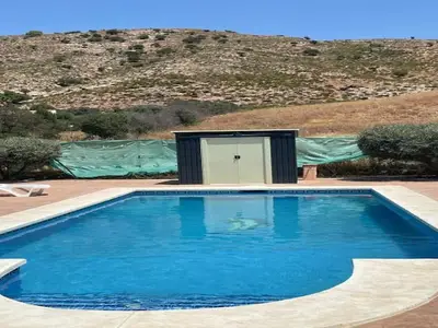 PoolOfHouse
