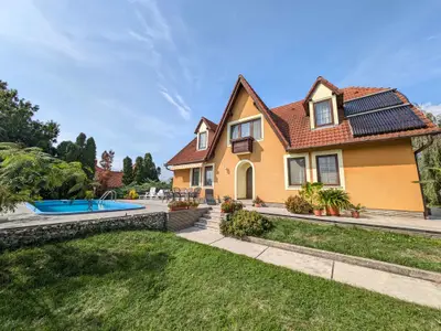 Ferienhaus für 10 Personen (180 m²) in Gyenesdiás 2/10