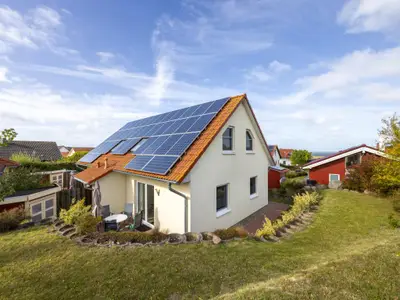 Außenseite Ferienhaus [Sommer]