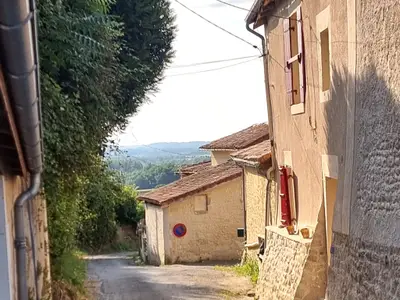 Außenseite Ferienhaus [Sommer]