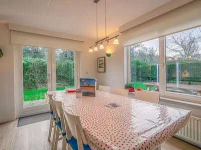 DiningRoom