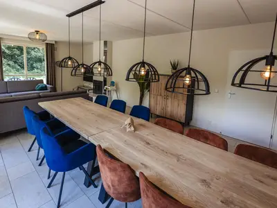 DiningRoom