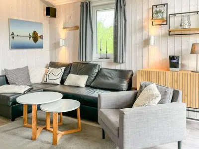 Essbereich mit Blick zum Sofa