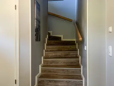 Treppenaufgang zum 1. Obergeschoss