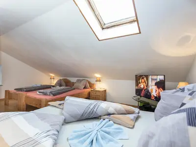 Schlafzimmer 3