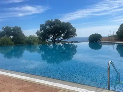 oberer Gemeinschaftspool