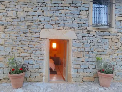 Außenansicht des Gebäudes