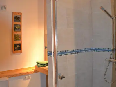 Bad/Dusche. Badezimmer Zimmer Harmonie