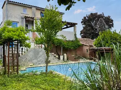 pool