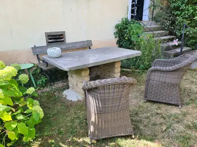 FeH Perner Gartenhaus_Aussenbereich_Oststeiermark